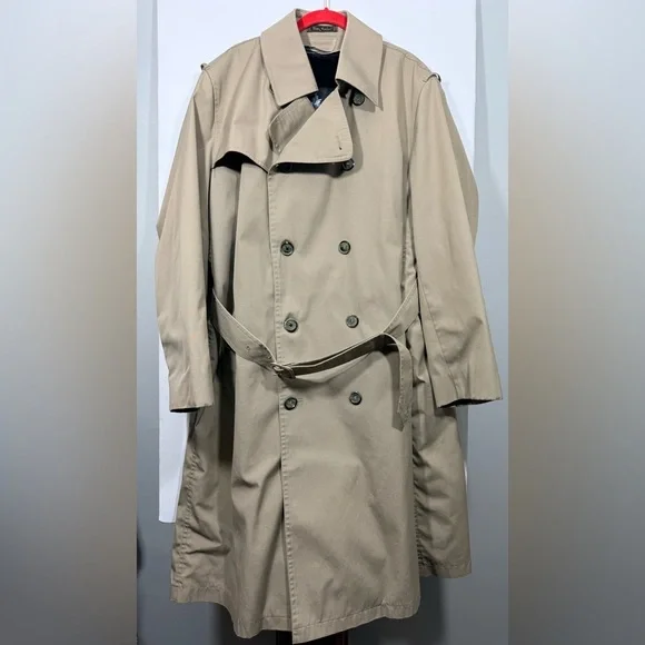 Men's Misty Harbor Size 44 Tan Double-Breasted Trench Coat - Picture 1 of 16